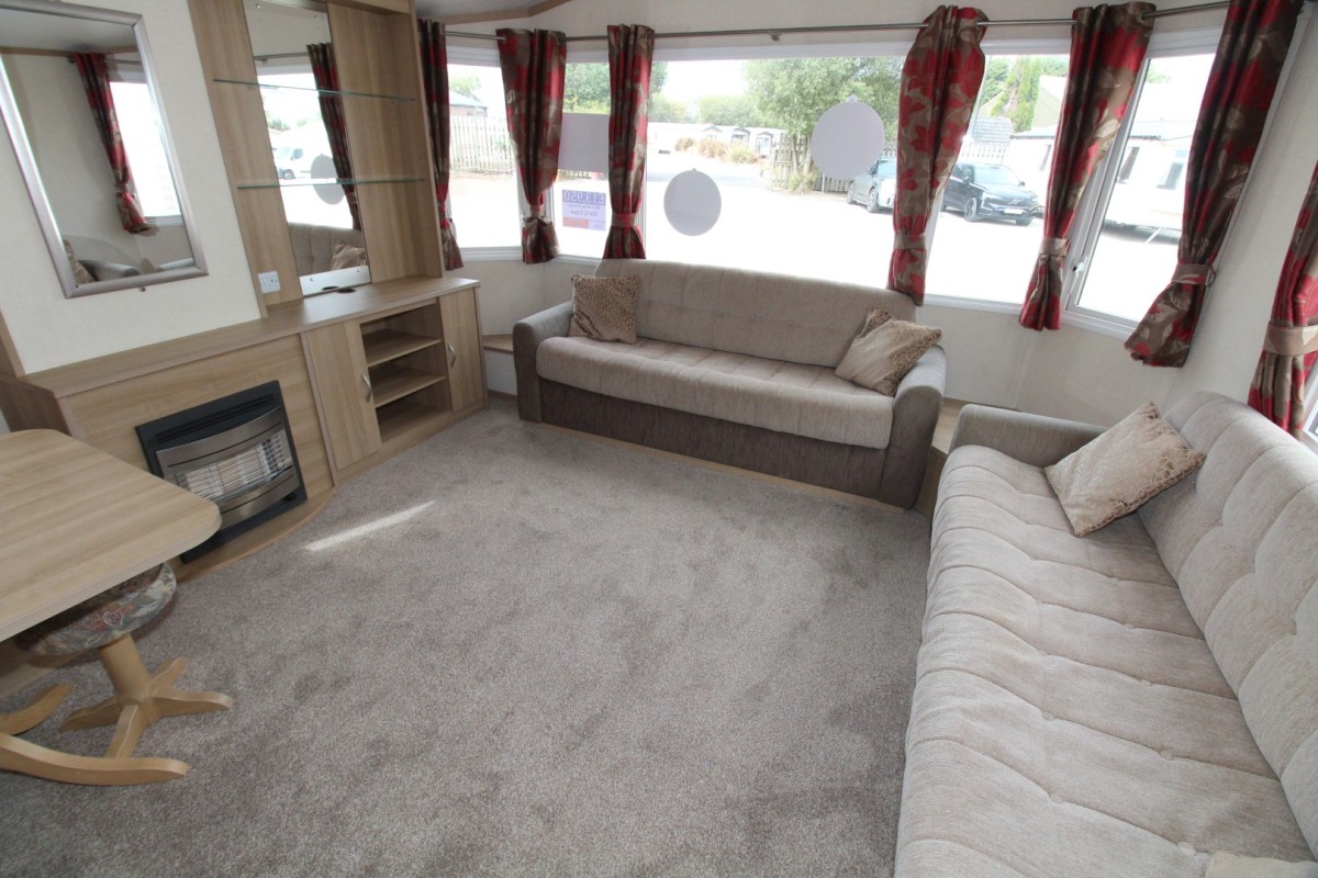 lounge area in the 2011 Atlas Chorus