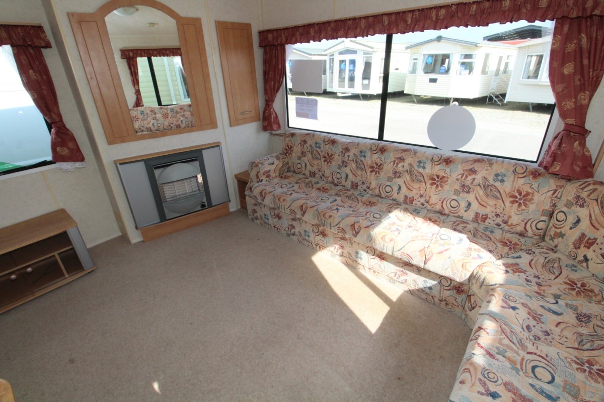 living space in the 2006 Atlas Sahara 