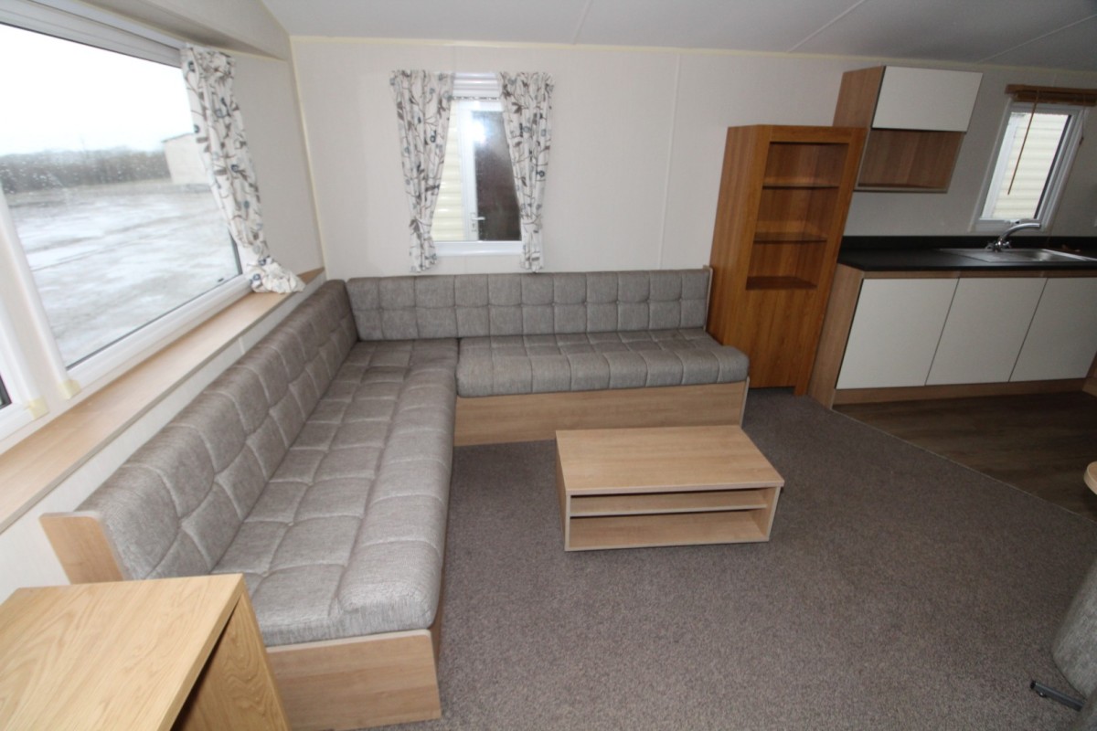 l shaped sofas in the 2017 Willerby Etchingham