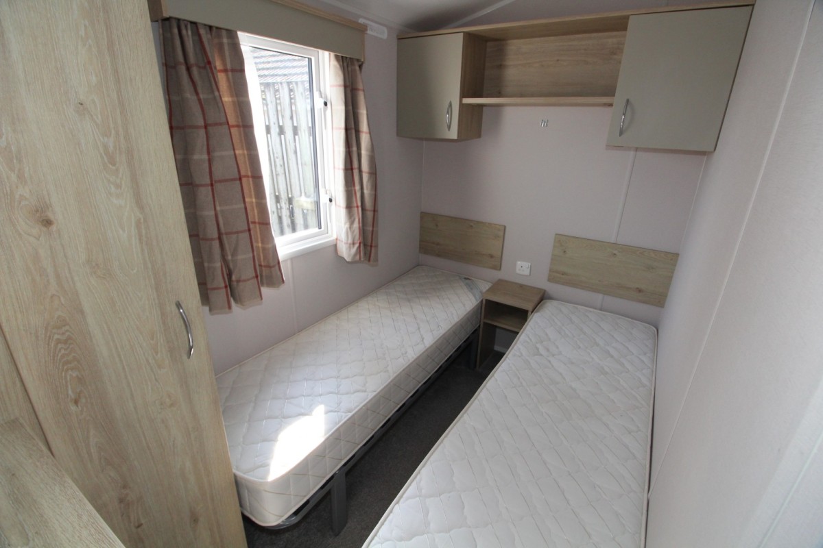 2021 Atlas Mirage twin bedroom