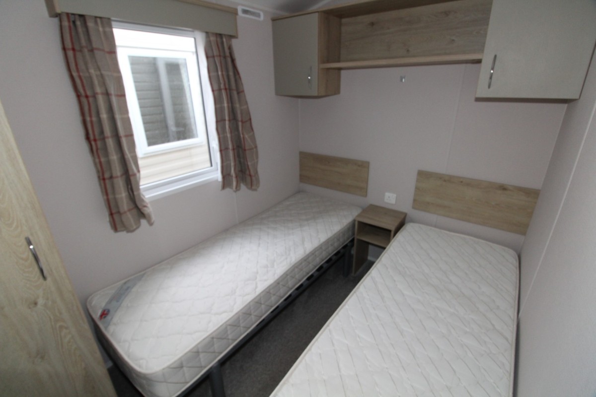 2021 Atlas Mirage twin bedroom