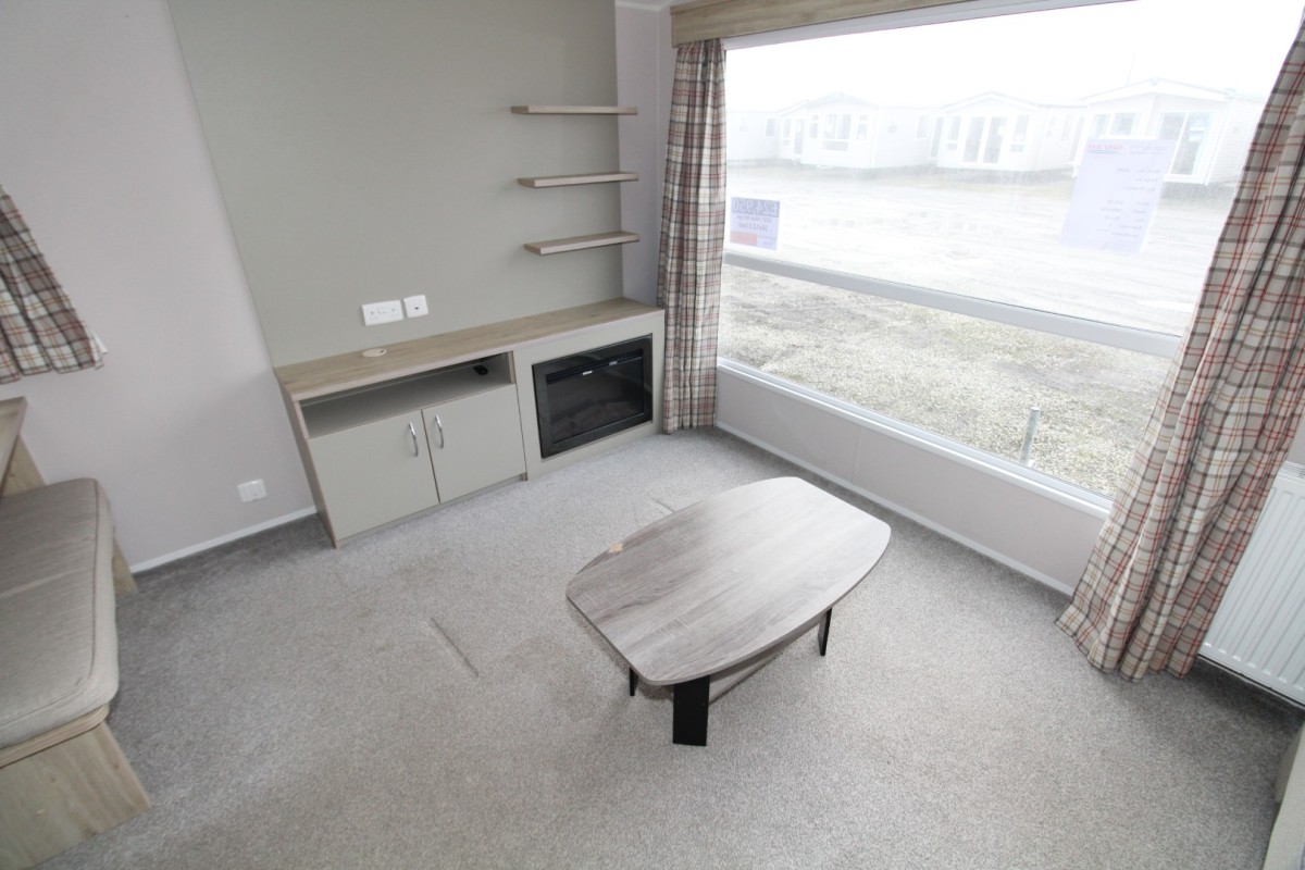 lounge with coffee table in the 2021 Atlas Mirage 