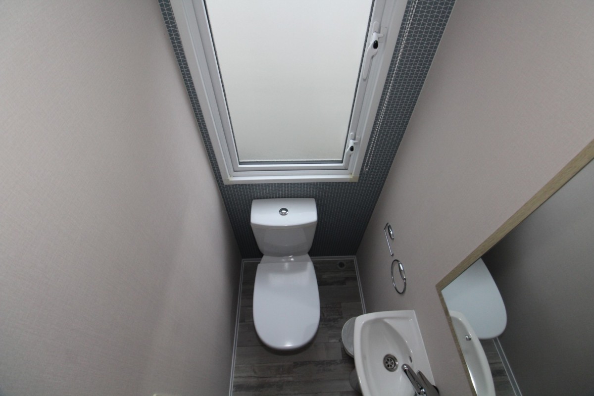 2021 Atlas Mirage separate toilet room
