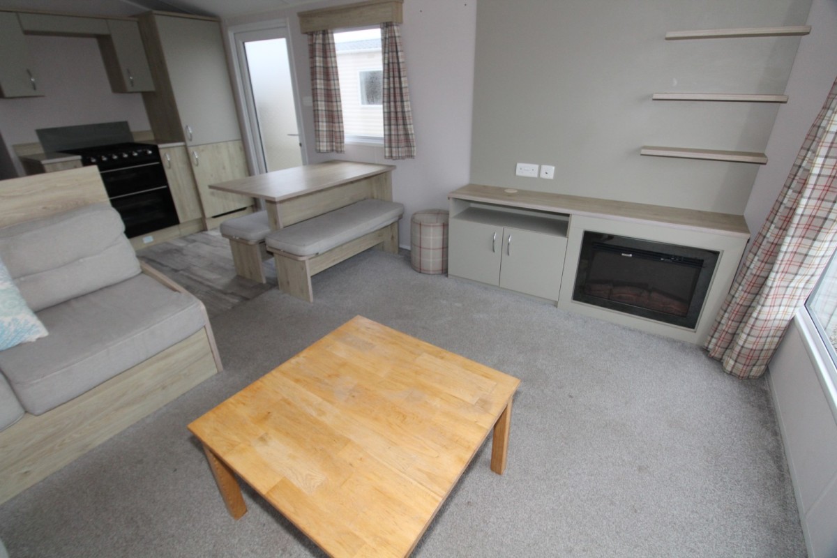 lounge to dining area in the 2021 Atlas Mirage