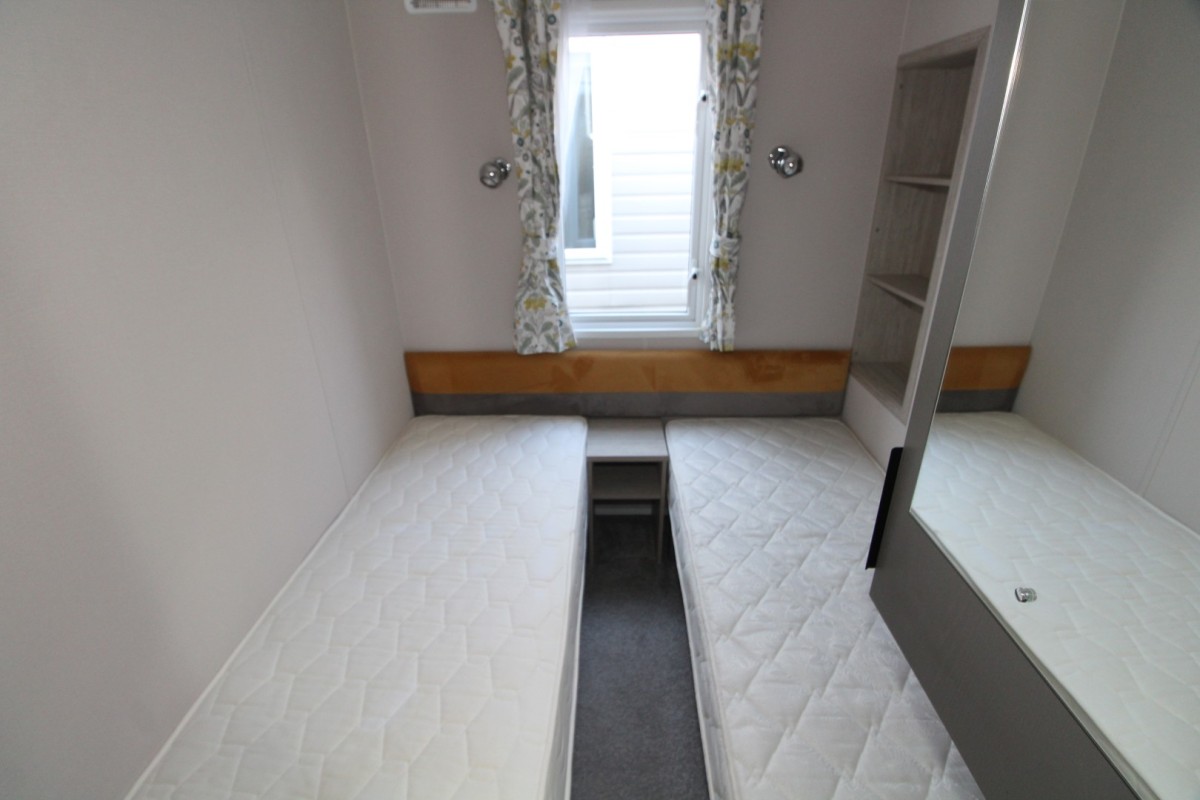 2021 Atlas Amethyst  twin bedroom