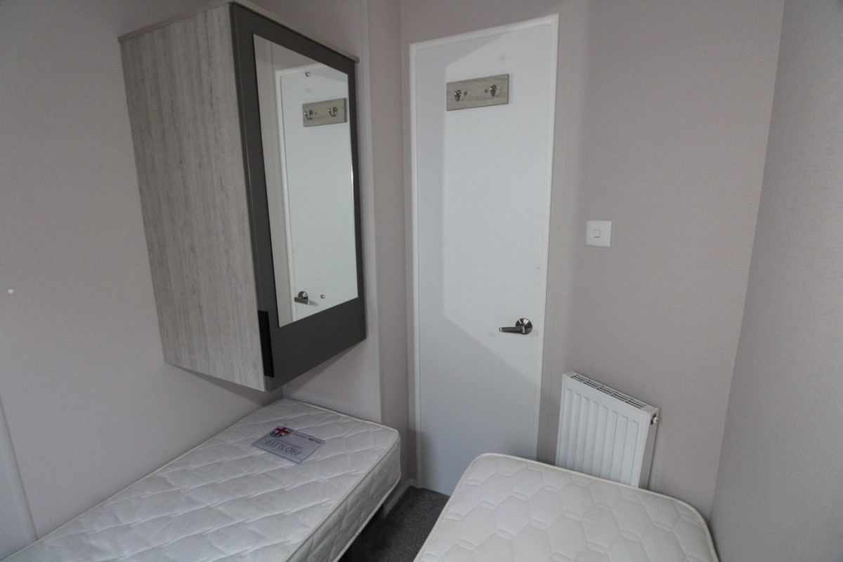 second view of the twin bedroom