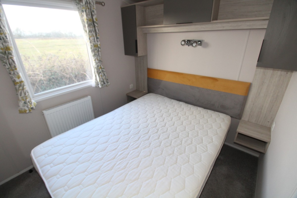 2021 Atlas Amethyst master double bedroom