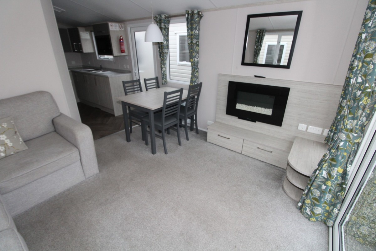 open plan living space in the 2021 Atlas Amethyst