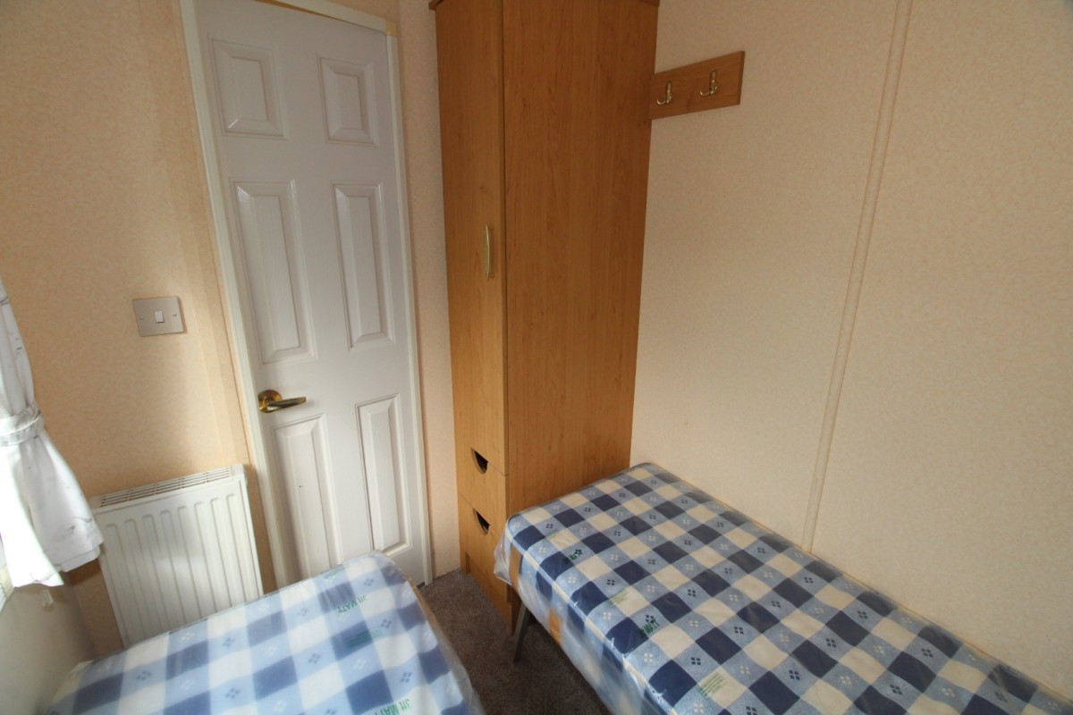 second view of the twin bedroom