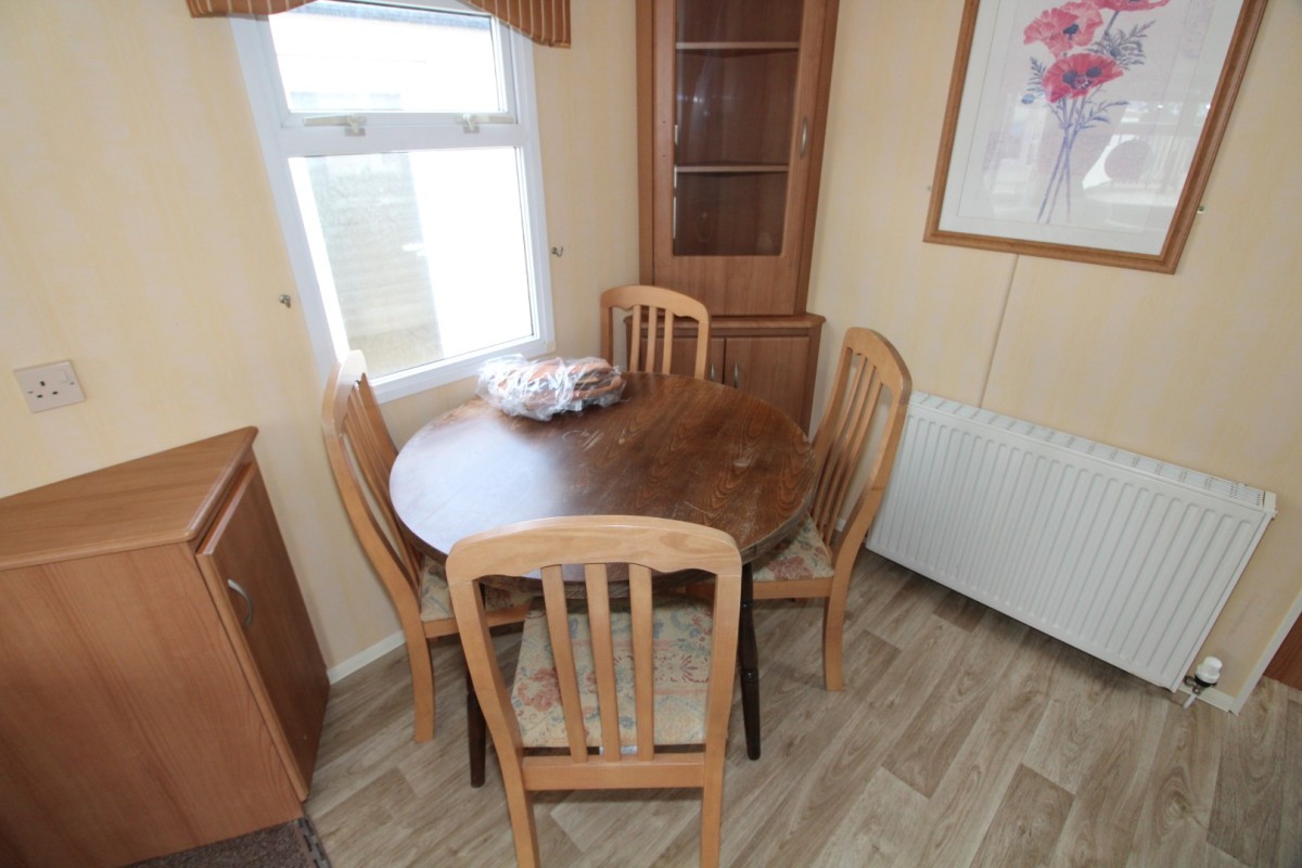 dining area in the 2007 Cosalt Carlton