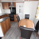 2010 Carnaby Ridgeway kitchen and dining area