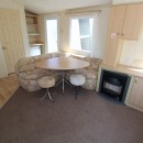dining area in the 2006 Willerby Richmond