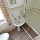 static caravan with bath for sale