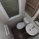 en-suite bathroom in the 2015 Swift Burgundy