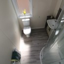 2018 Atlas Lilac Lodge family shower room