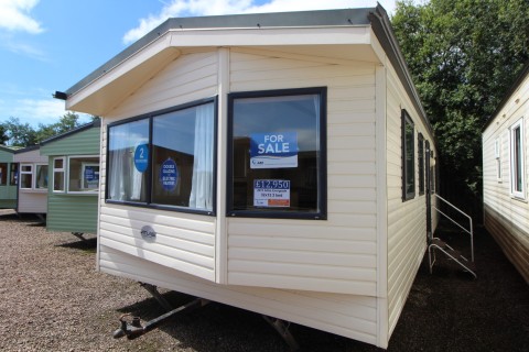 2013 Atlas Everglade second hand static caravan 2 beds